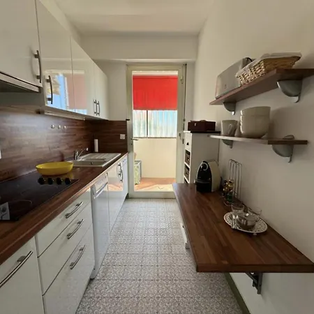 Cozy One Bedroom With Balcony And Parking Apartment